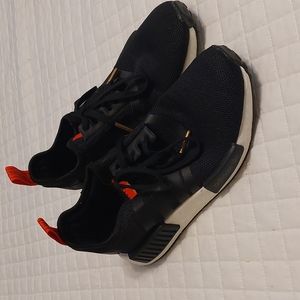 Youth Adidas Boost Size 4.5